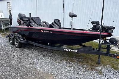 BOATZON | Nitro Z21 DC 2018 BOATZON | Nitro Z21 DC 2018