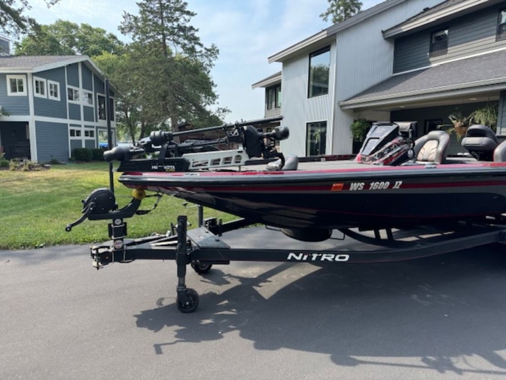 2022 Nitro Z21 XL - Sold Boat