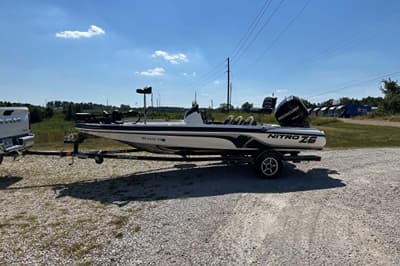 BOATZON | Nitro Z6 2011