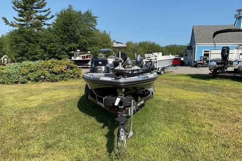 2010 Nitro Z7 - Sold Boat
