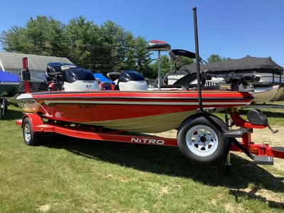 BOATZON | Nitro Z7 DC 2011