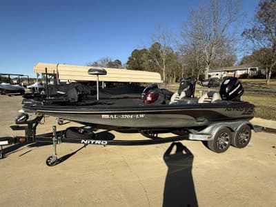 BOATZON | Nitro Z8 2009