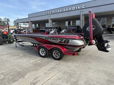 BOATZON | Nitro Z8 2012