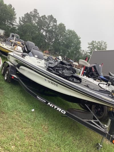 BOATZON | NITRO Z8 2012