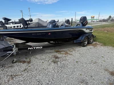 BOATZON | Nitro Z8 2014