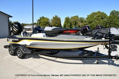BOATZON | Nitro Z8 w250HP Mercury ProXS 2015