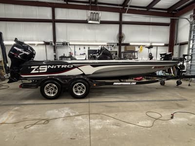 BOATZON | Nitro Z9 CDC 2011