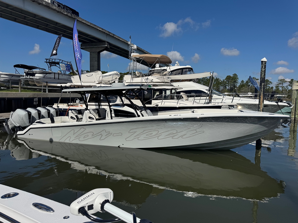 2025 Nor-Tech 390 Sport - Sold Boat