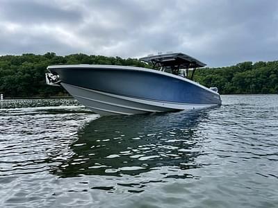 BOATZON | Nor-Tech 390 Sport Center Console 2019 BOATZON | Nor-Tech 390 Sport Center Console 2019