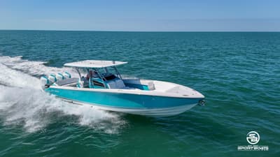 BOATZON | Nor-Tech 390 Sport Center Console 2020