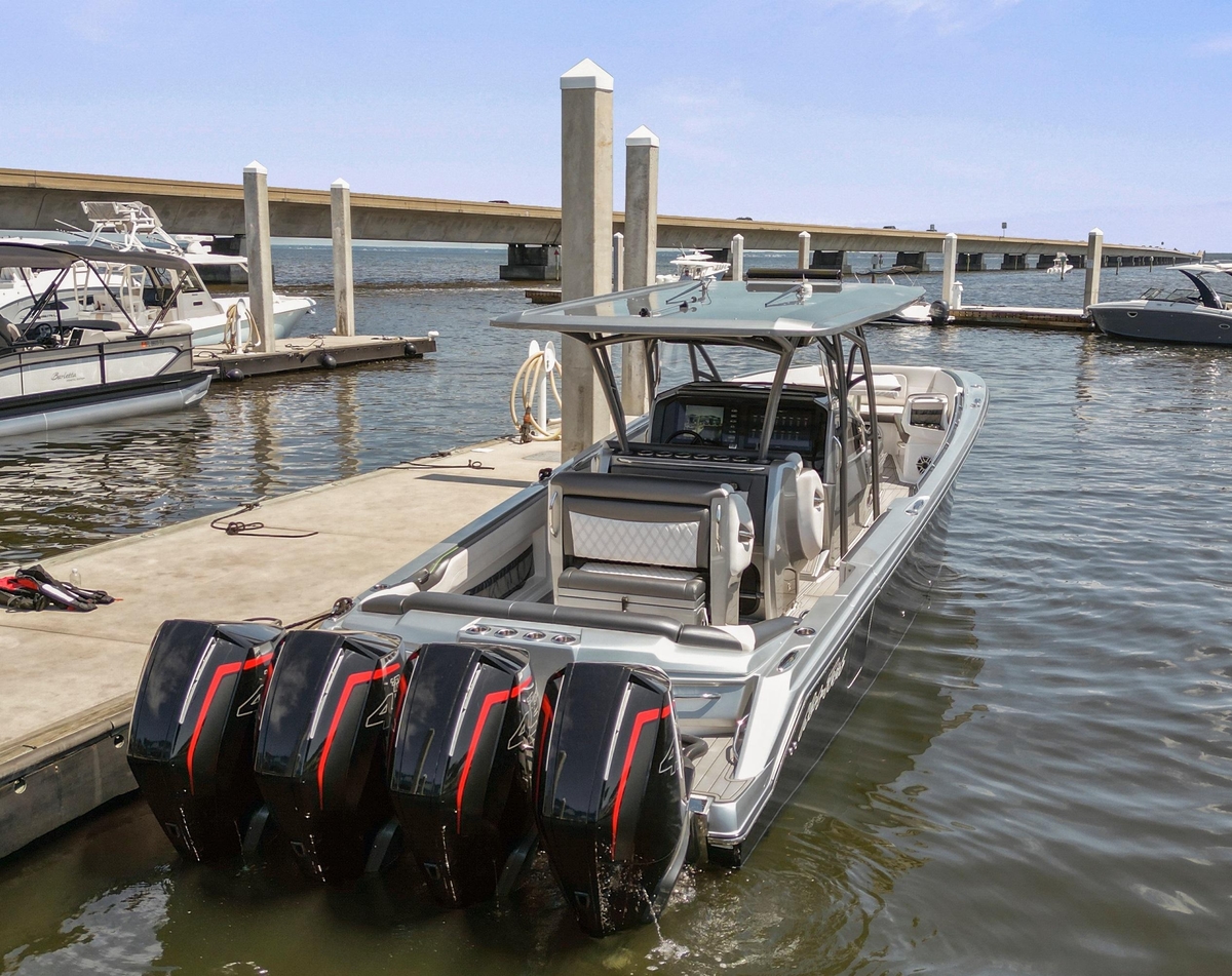 Nor-Tech 390 Sport Center Console 2021