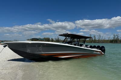 BOATZON | Nor-Tech 390 Sport Center Console 2024