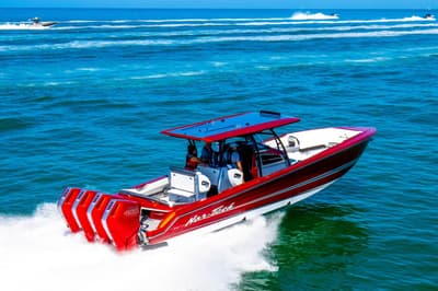 BOATZON | Nor-Tech 390 Sport Center Console 2025