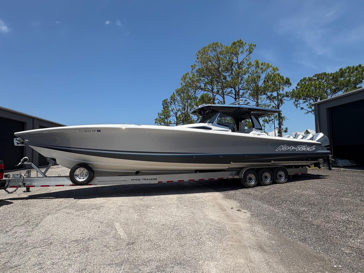 2020 Nor-Tech 450 Sport Center Console - Sold Boat