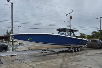 BOATZON | Nor-Tech 450 Sport Center Console 2020