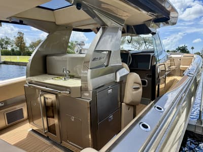 BOATZON | Nor-Tech 550 SPORT CENTER CONSOLE 2020