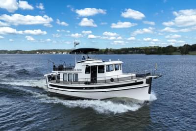 BOATZON | Nordic Tug 42 Flybridge 2000
