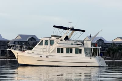 BOATZON | North Pacific 42 Pilothouse 2005