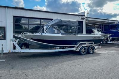 BOATZON | North River 23 Commander 2026