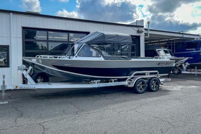 BOATZON | North River 23 Commander 2027