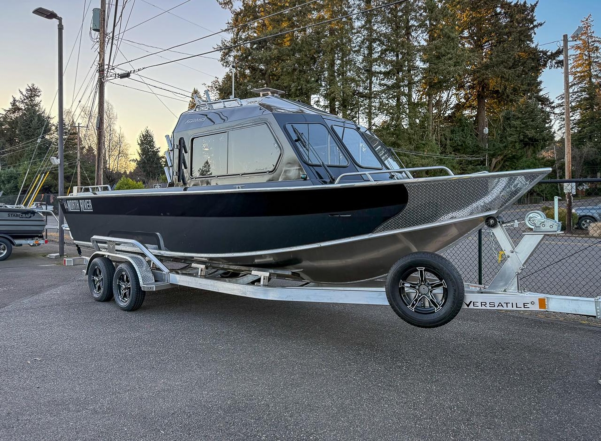 North River 25 Seahawk Fastback 2026