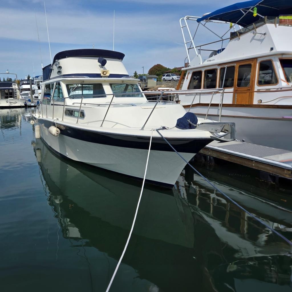 1977 North Wind Flybridge Sedan - Sold Boat