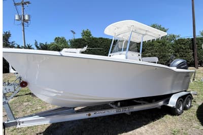 BOATZON | NorthCoast 230 Center Console 2026