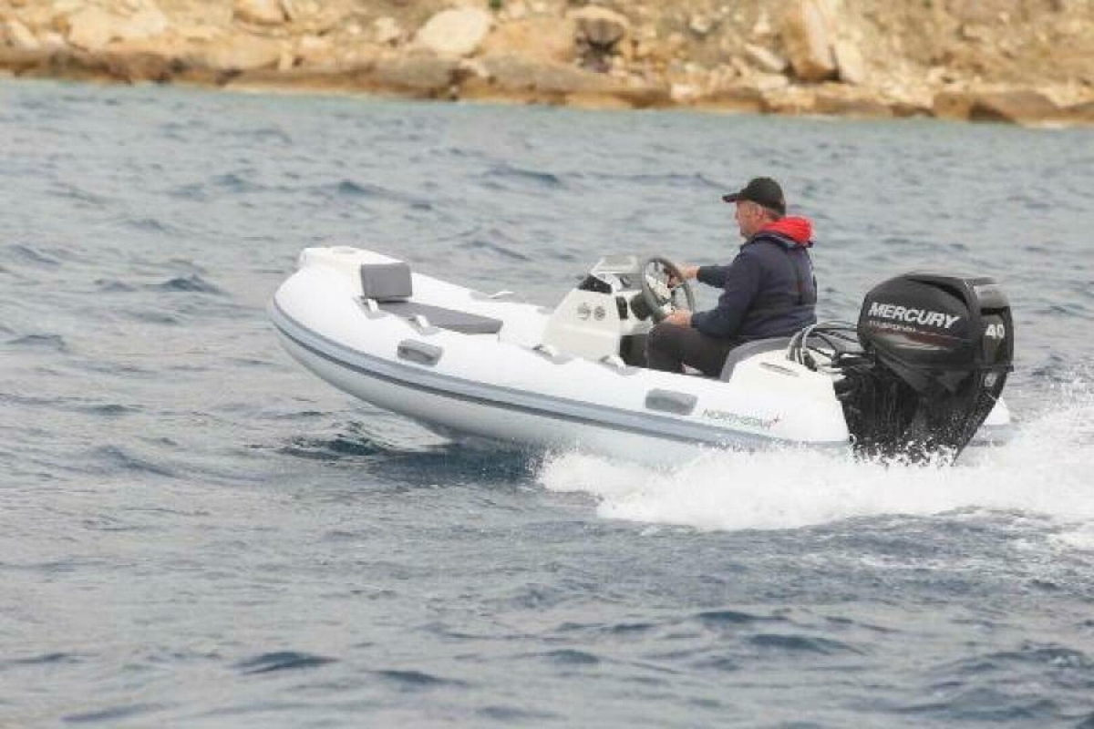 2021 Northstar Axis 31 - Sold Boat