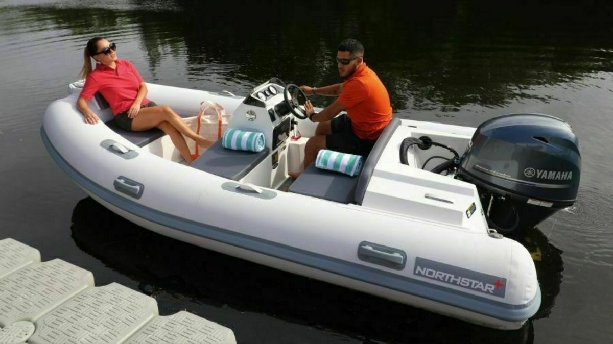 2021 Northstar Axis38 - Sold Boat