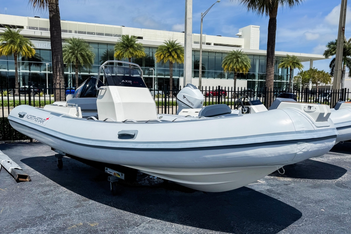 2023 Northstar Axis 48 - Sold Boat