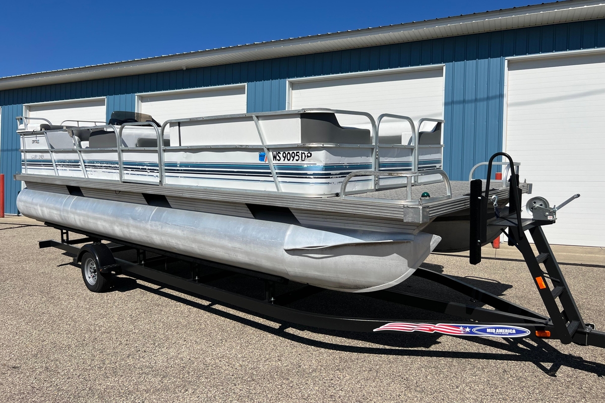 1992 Northwood Fun Deluxe Pontoon - Sold Boat