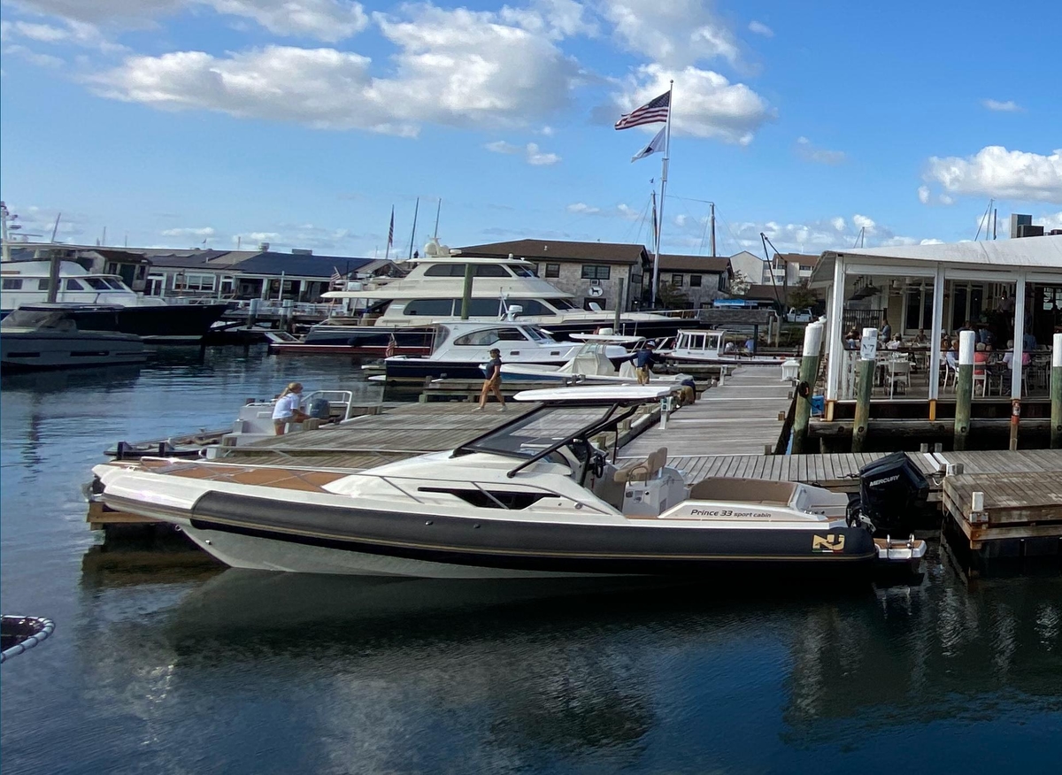2025 Nuova Jolly Prince 33 Sport Cabin - Sold Boat