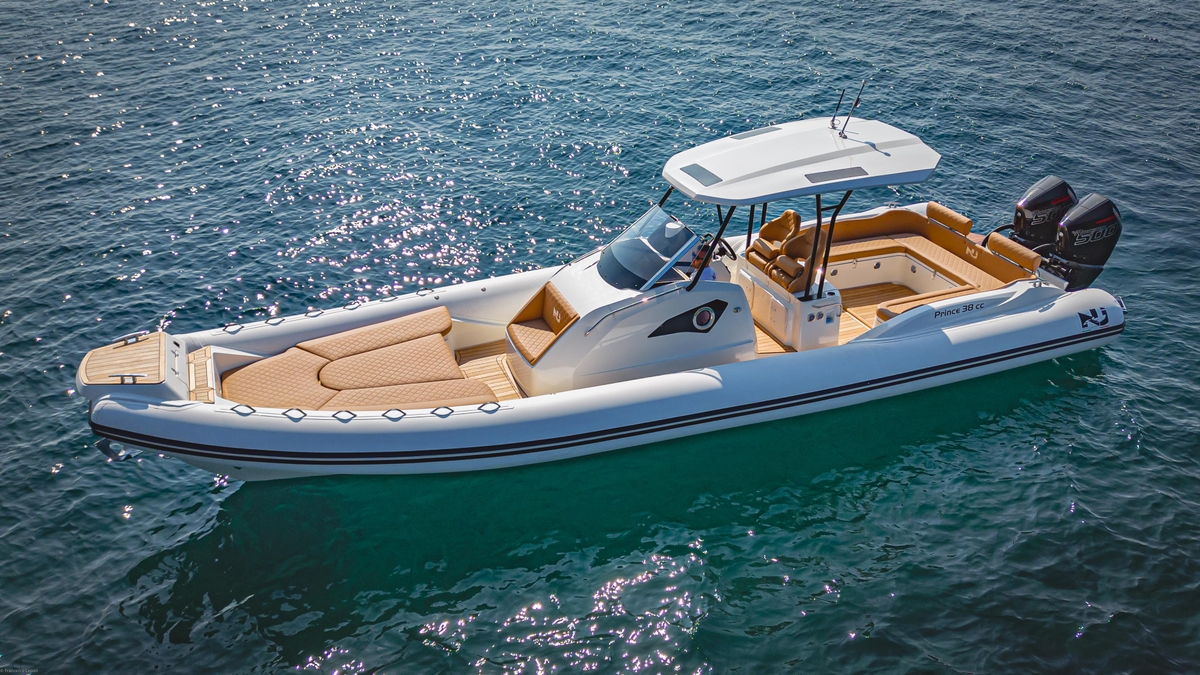 2024 Nuova Jolly Prince 38 - Sold Boat