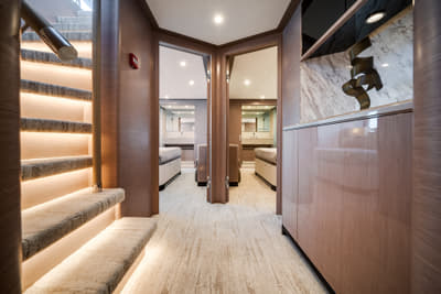 BOATZON | Ocean Alexander 37L 2026