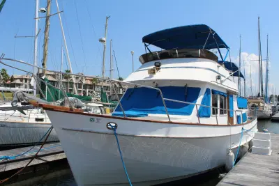 BOATZON | Ocean Alexander 40 Double Cabin 1983
