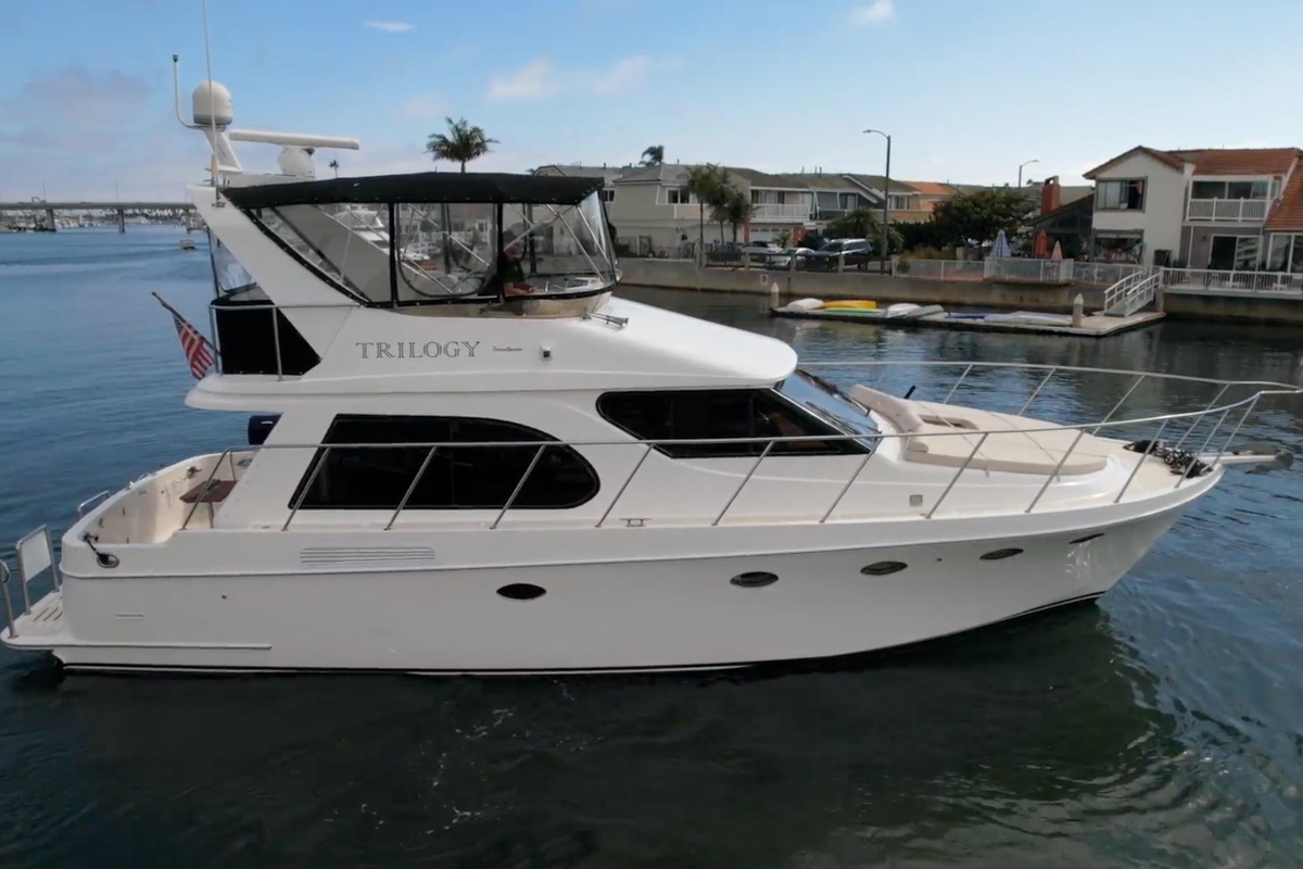 2003 Ocean Alexander 42 Sport Sedan - Sold Boat