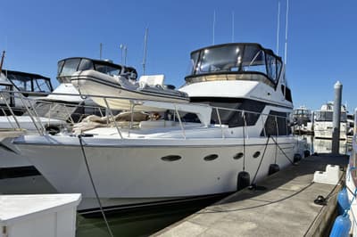 BOATZON | Ocean Alexander 420 Sport Sedan 1992