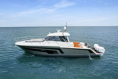 BOATZON | Ocean Alexander 45 DIVERGENCE COUPE 2021