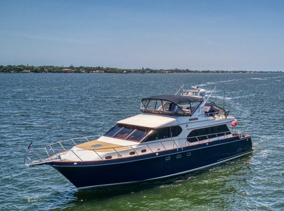 2000 Ocean Alexander 610 Pilothouse - Sold Boat