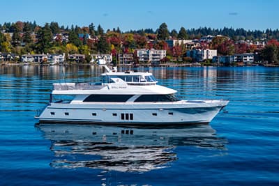 BOATZON | Ocean Alexander 85 E 2012