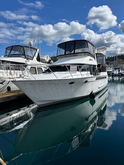 BOATZON | Ocean Alexander AFT Cabin 1990