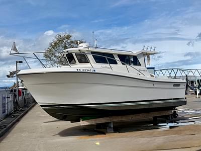 BOATZON | Ocean Sport Legacy 4 2014