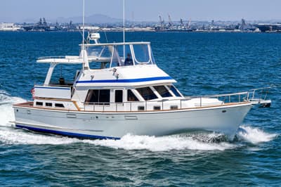 BOATZON | Offshore Yachts 48 Yachtfisher 1986