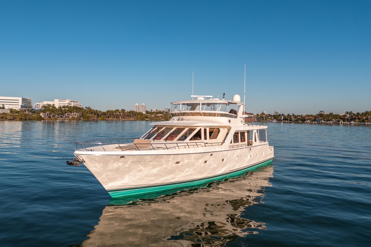 2006 Offshore Yachts 72 Pilothouse - Sold Boat