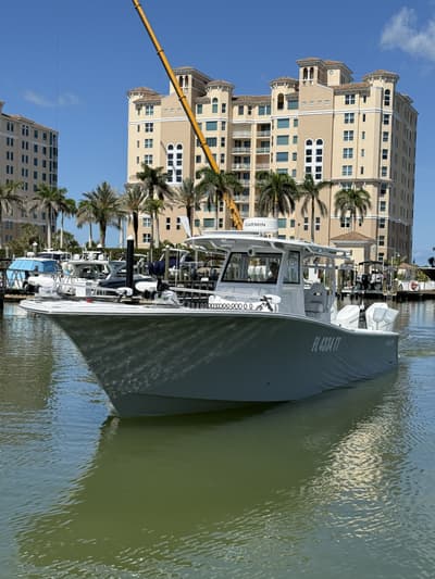 BOATZON | Onslow Bay 37 TE 2024