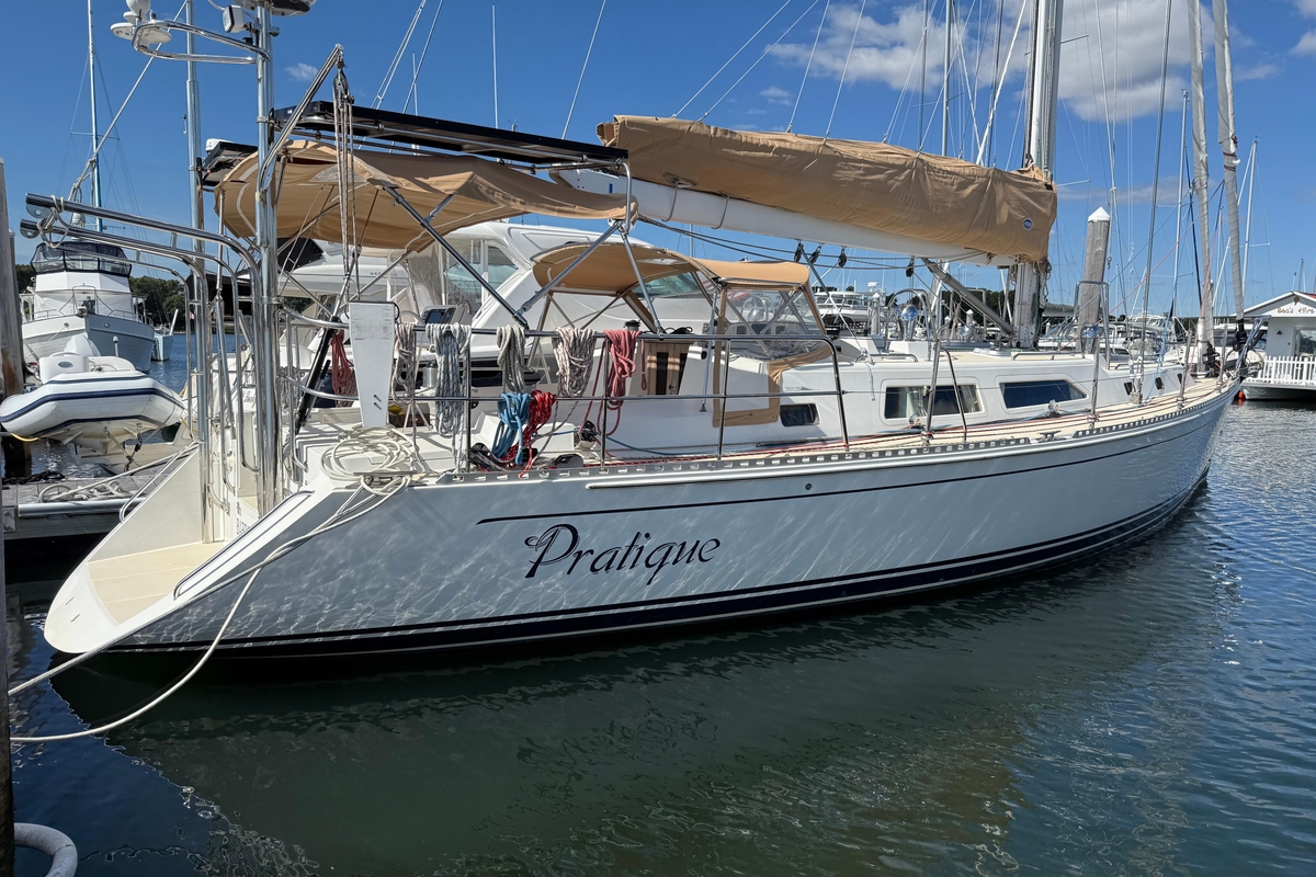 2012 Outbound 46 - Sold Boat