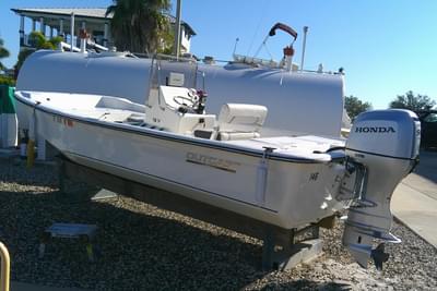 BOATZON | Outcast 19V 2017