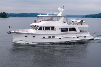 BOATZON | Outer Reef Yachts 720 Motor Yacht 2022
