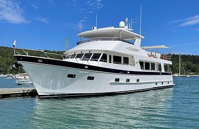 BOATZON | Outer Reef Yachts 900 Motoryacht 2022
