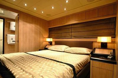 BOATZON | Overmarine Mangusta 108 2005